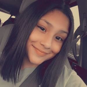 Meet your Posher, Mina